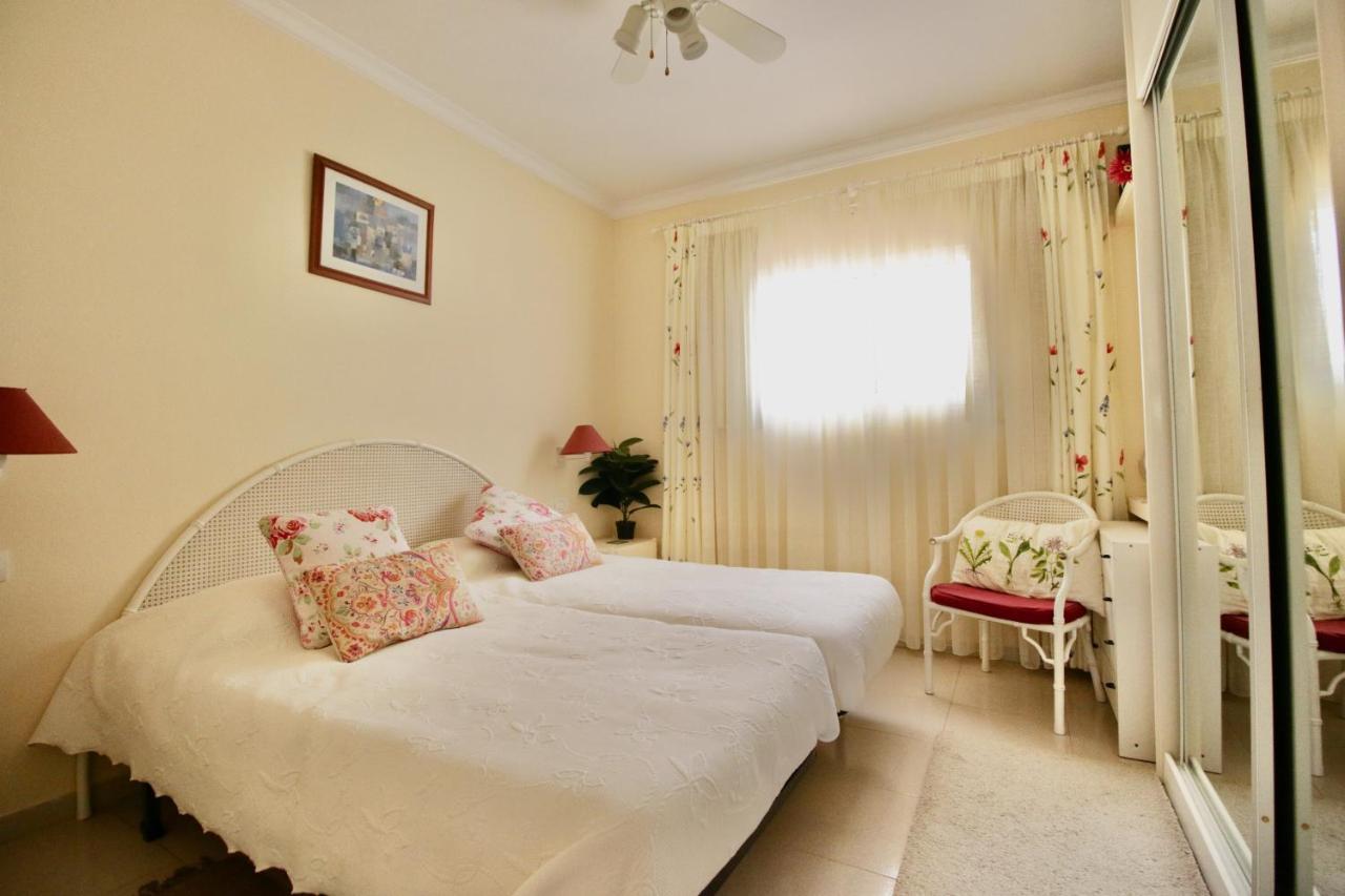Golf Park Ocean View: Cozy Apartment with Terraces and Pools San Miguel de Abona Exterior photo