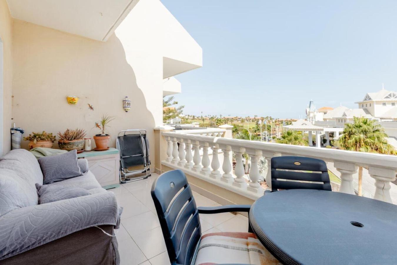 Golf Park Ocean View: Cozy Apartment with Terraces and Pools San Miguel de Abona Exterior photo